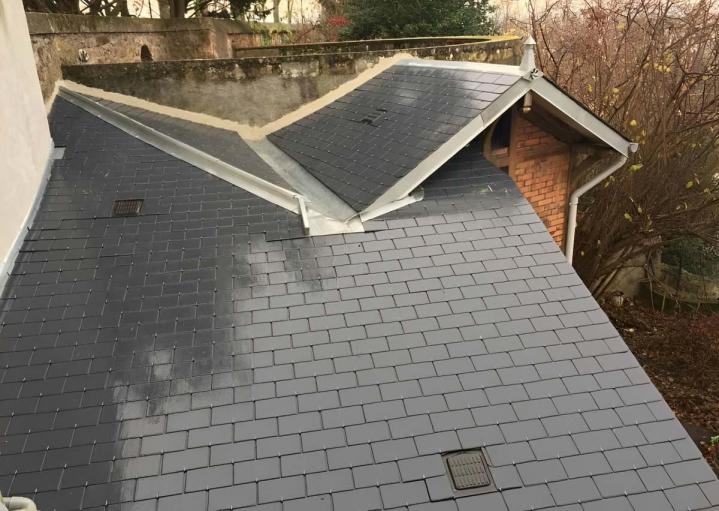 Nettoyage de toiture Montluçon